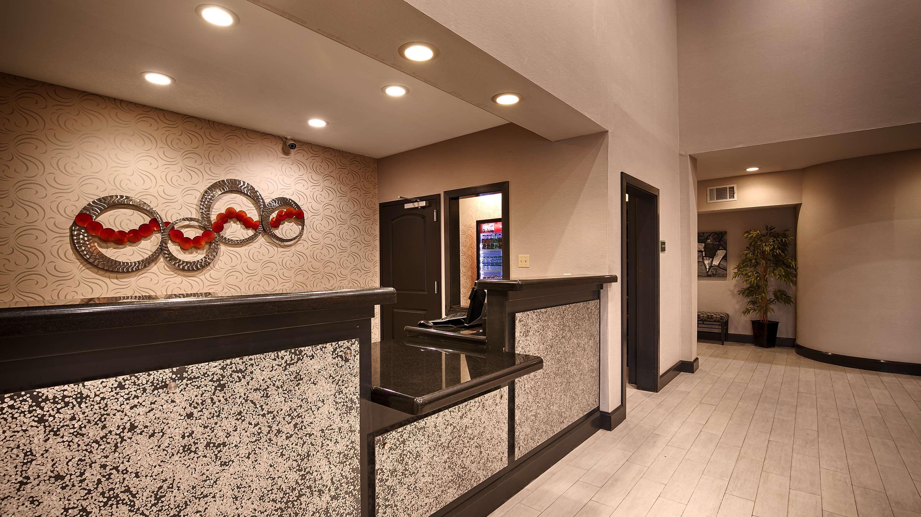 Best Western Edinburgh/Columbus Exterior photo