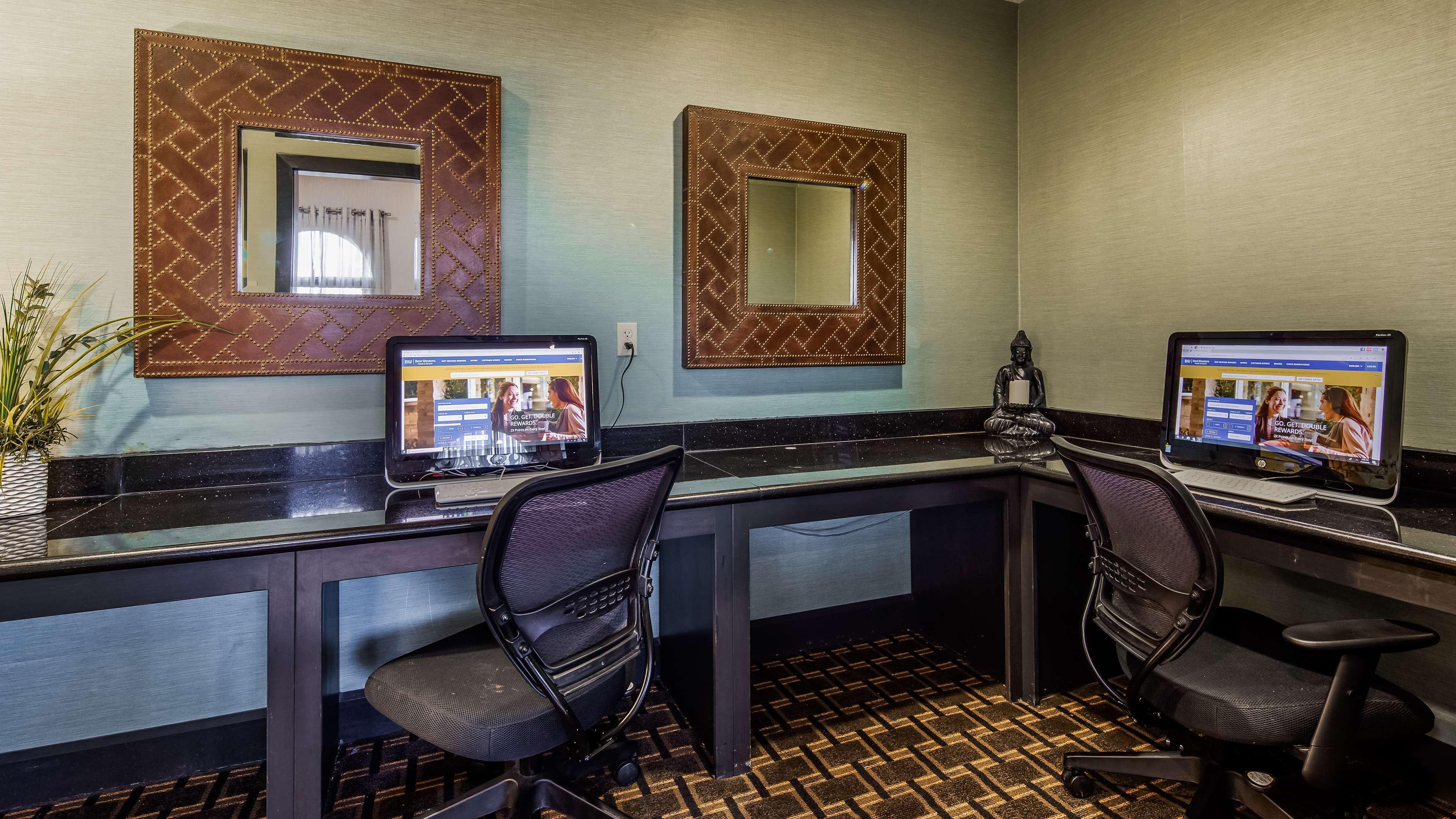 Best Western Edinburgh/Columbus Exterior photo
